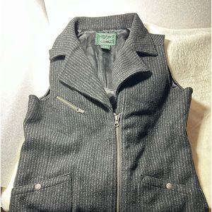 Wool rich vest size small gray with white pinstripes
